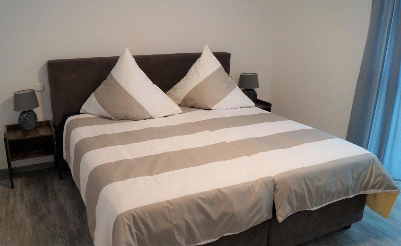 Flat11 4-Zi Wohnung Messe Karlsruhe Rheinstetten Buitenkant foto